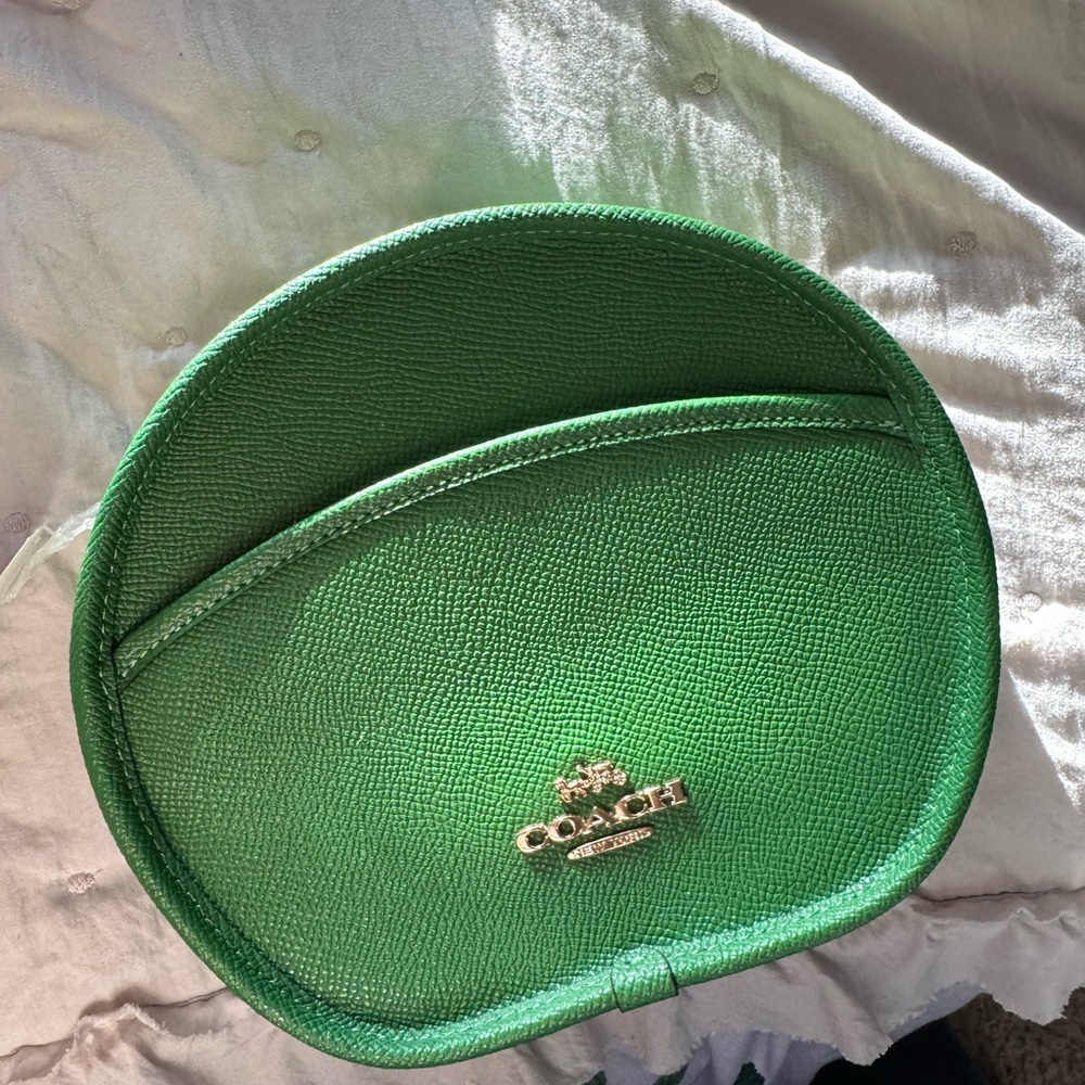 Coach Circle purse